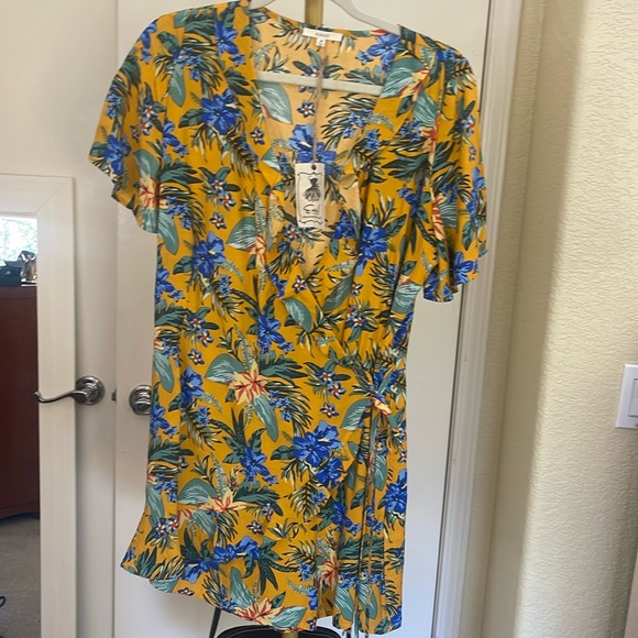 easel Pants - Yellow floral Romper